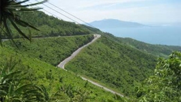  Hai Van Pass - Highest pass in Vietnam